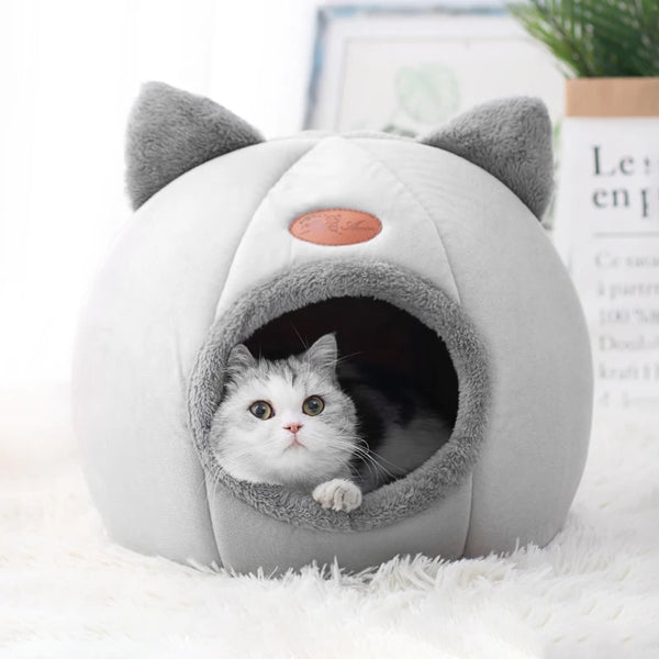 Cozy Winter Deep Sleep Cat & Small Dog Bed