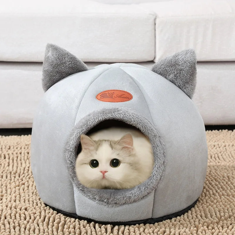 Cozy Winter Deep Sleep Cat & Small Dog Bed